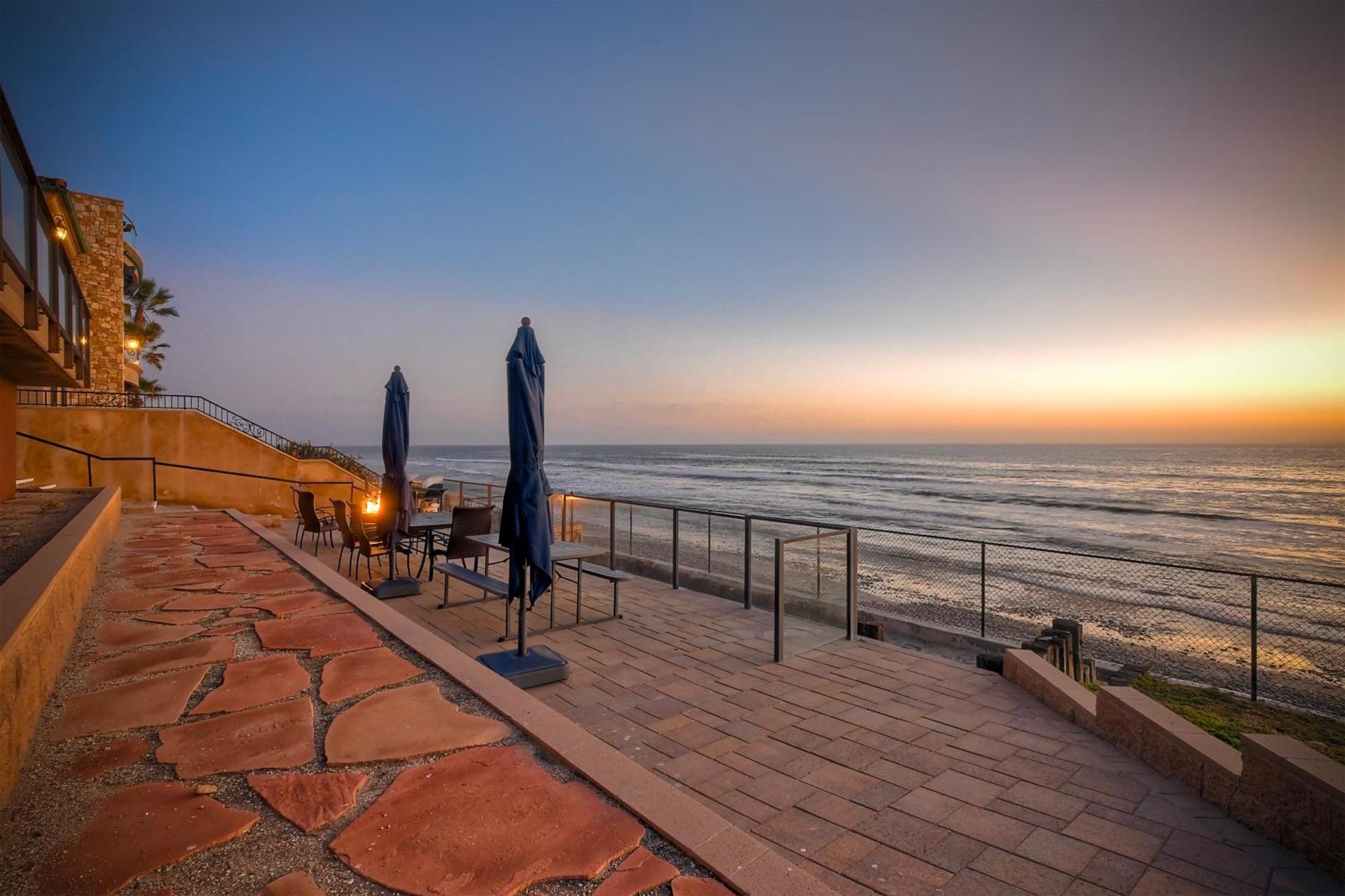 Oceanfront Getaway Ocean Views Fire Pit Bbq Beach Access Apartment Carlsbad Exterior photo